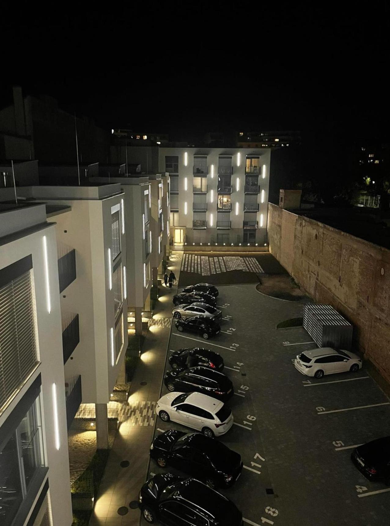 Street Apartments Brno Center Экстерьер фото